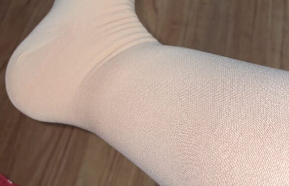 20-30 mmHg Women Knee High Open Toe Compression Socks photo review