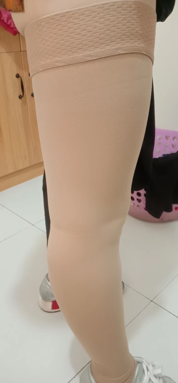 15-20 mmHg Women Thigh High Closed Toe Compression Socks